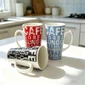 Wysoki kubek ceramiczny w kształcie litery V